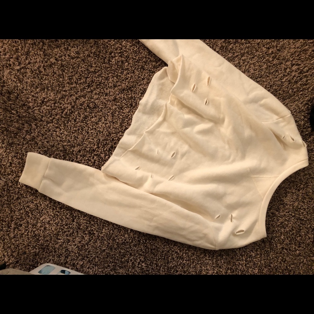 Crop sweater